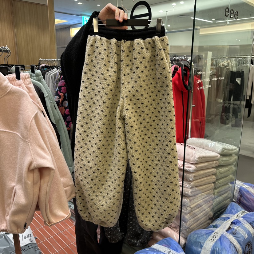 E/E/E韓國代購㊣女士新款人氣真品時尚休閑褲泰迪熊連帽衫E/E/E休閑褲