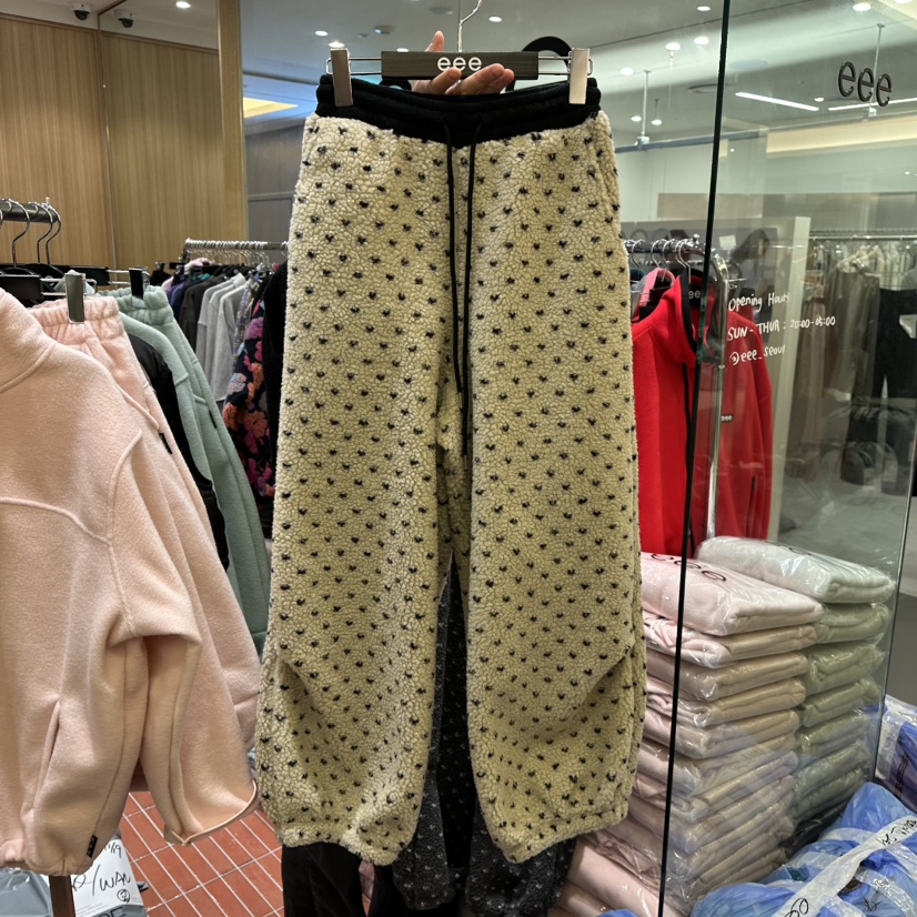 E/E/E韓國代購㊣女士新款人氣真品時尚休閑褲泰迪熊連帽衫E/E/E休閑褲圖色1