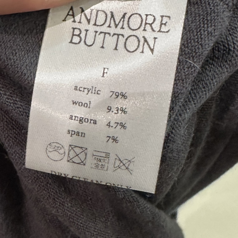 ANDMORE BUTTON韓國代購㊣女裝新品熱賣休閑長袖T恤安哥拉ANDMORE BUTTON長袖T恤