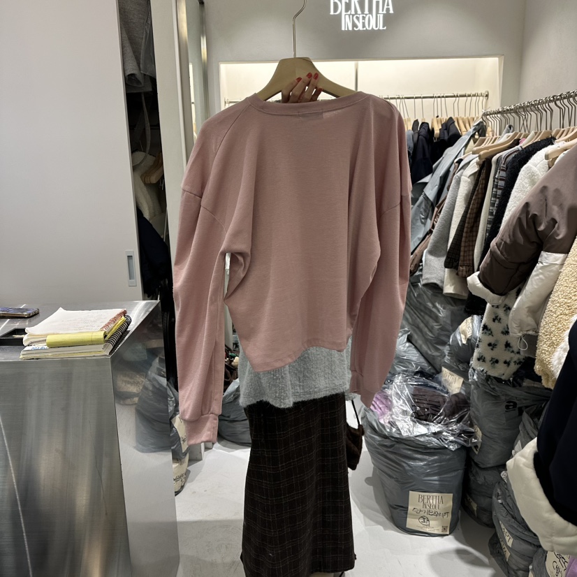 BERTHA韓國直郵㊣女士新款25秋冬休閑真品熱賣時尚長袖T恤絨BERTHA長袖T恤