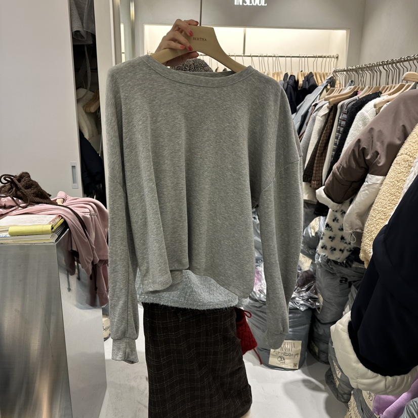 BERTHA韓國直郵㊣女士新款25秋冬休閑真品熱賣時尚長袖T恤絨BERTHA長袖T恤圖色2