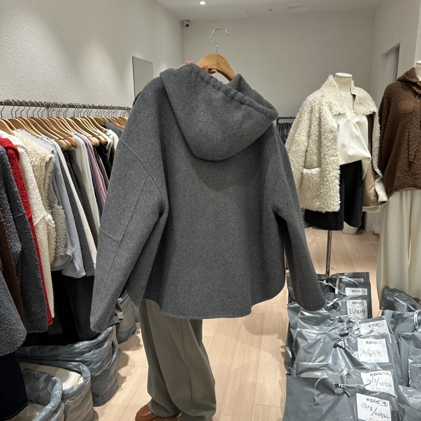 EPIC-S東大門㊣代購女裝新品時尚人氣熱賣短款大衣手工羊毛EPIC-S短款大衣