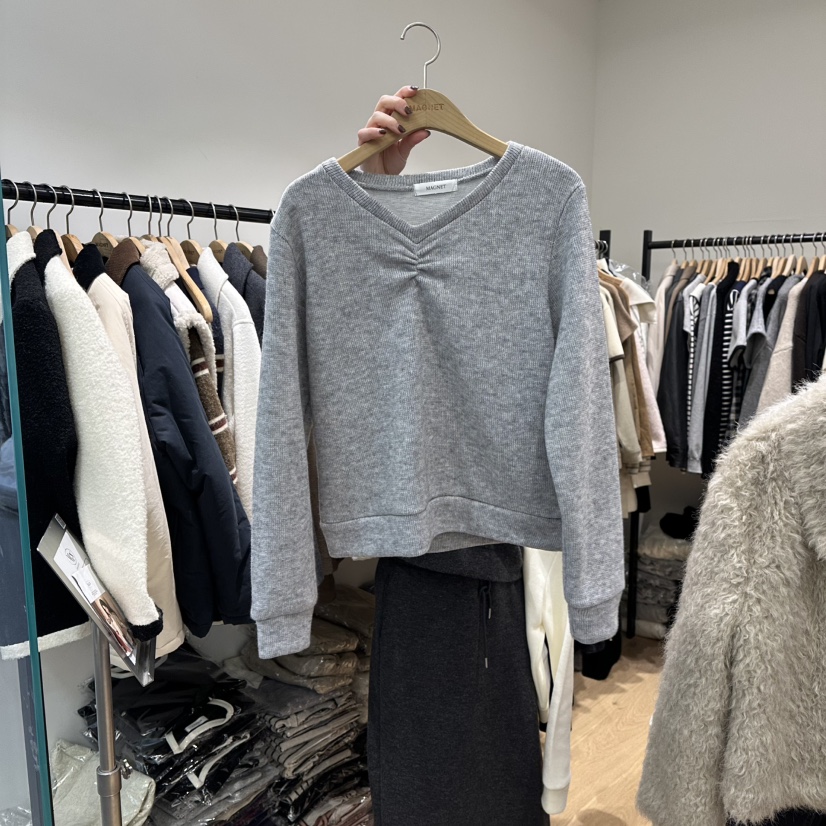 M.G.N東大門㊣實拍女士新款熱賣休閑25秋冬時尚長袖T恤羊毛MAGNET長袖T恤圖色2