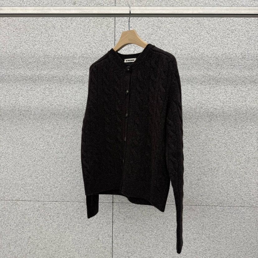 AT THE BAGEL東大門㊣代購女士新品時尚熱賣真品25秋冬針織衫AT THE BAGEL針織衫圖色3墨色