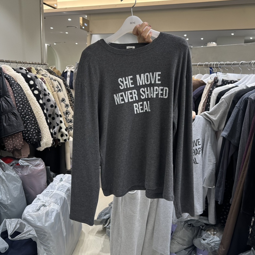 BENE東大門㊣直郵女士新款真品推薦職業25秋冬人氣熱賣長袖T恤BENE長袖T恤圖色2墨色