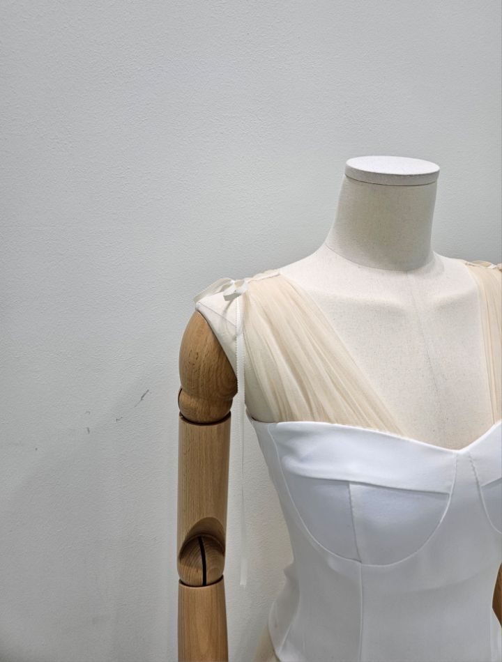 HIGH HEELS東大門㊣直郵女裝新品25秋冬熱賣真品推薦吊帶背心HIGH HEELS吊帶/背心