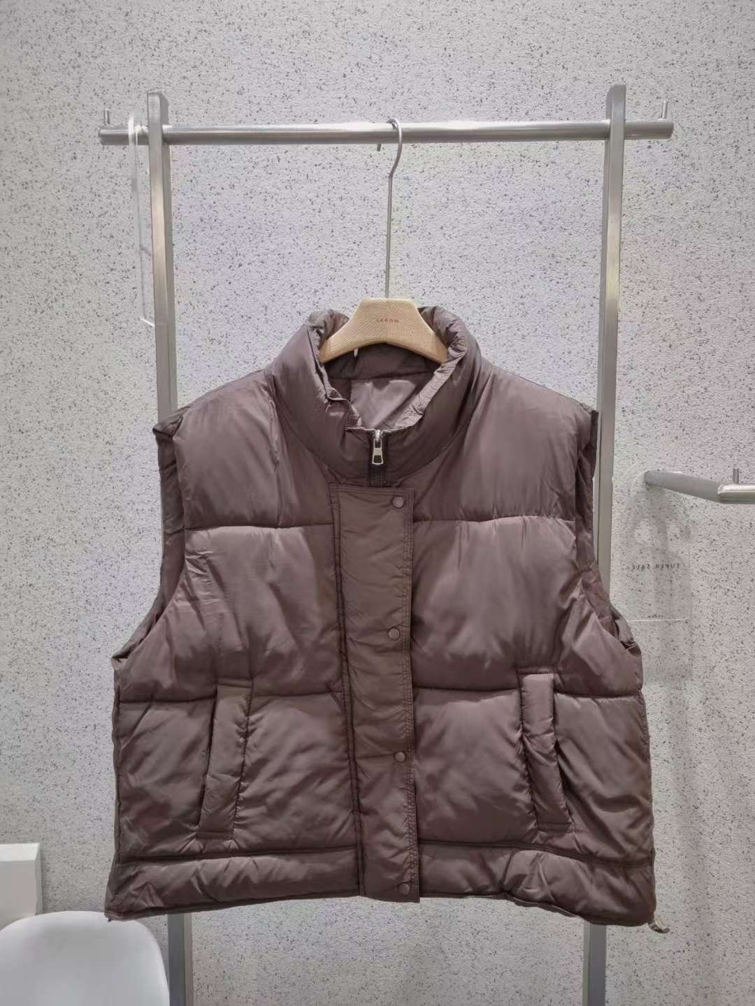 EROOM韓國直郵㊣女裝新款25秋冬推薦人氣真品時尚職業休閑馬甲EROOM馬甲圖色2