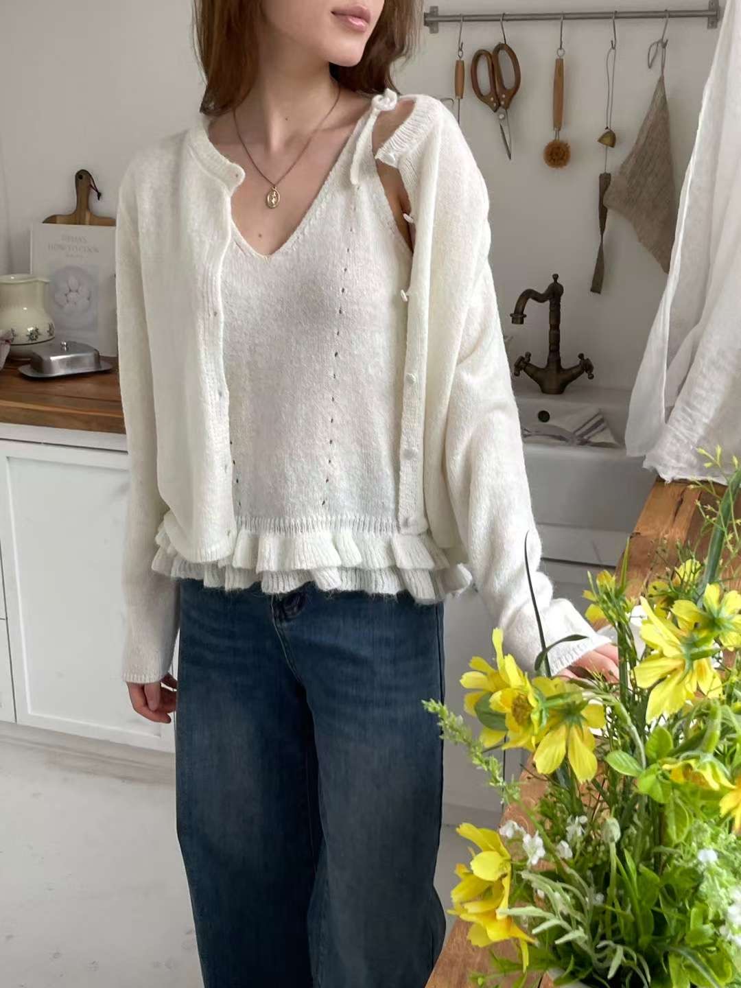 EROOM東大門㊣代購女士新款休閑職業人氣套裝荷葉邊套裝開衫EROOM套裝圖色1