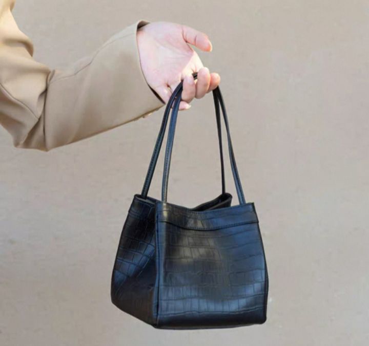 TROUVAILLE韓國代購㊣女士新款休閑時尚推薦手拿包腋下包牛皮TROUVAILLE手拿包/腋下包