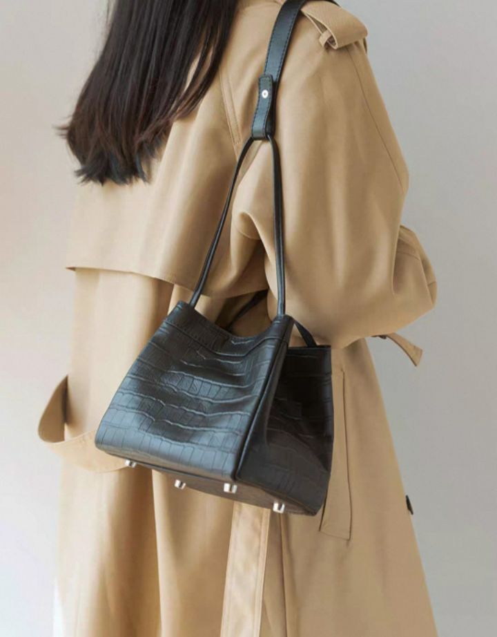 TROUVAILLE韓國代購㊣女士新款休閑時尚推薦手拿包腋下包牛皮TROUVAILLE手拿包/腋下包