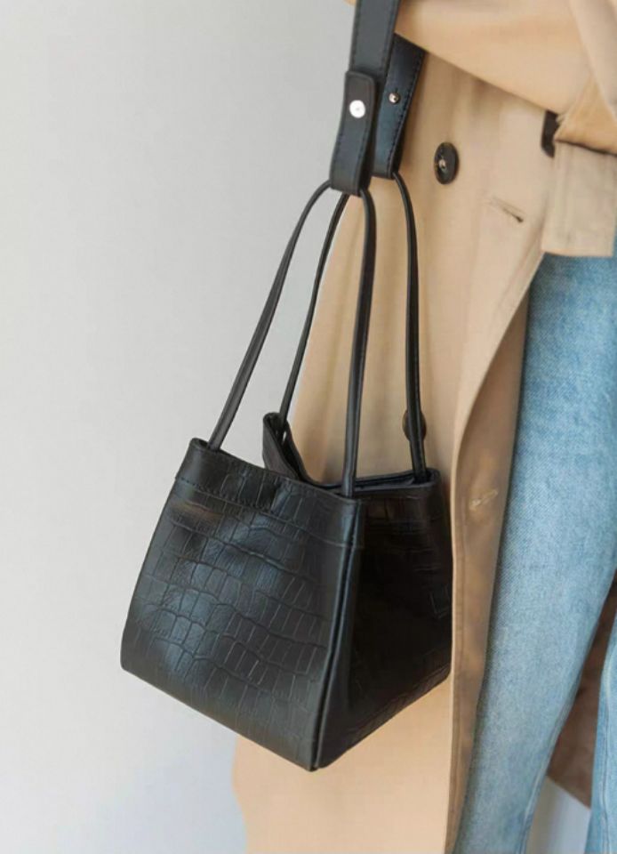 TROUVAILLE韓國代購㊣女士新款休閑時尚推薦手拿包腋下包牛皮TROUVAILLE手拿包/腋下包