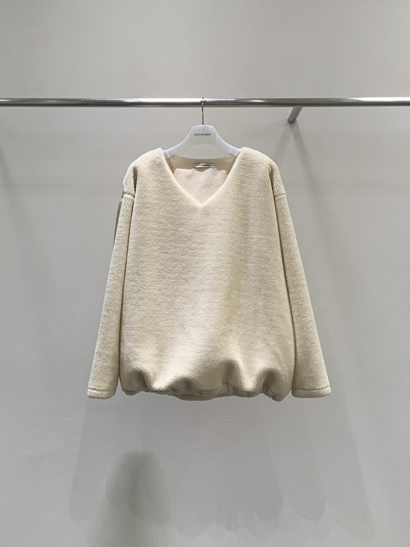 LOVE MOMENT東大門㊣直郵女士新品休閑職業人氣衛衣V領羊毛LOVE MOMENT衛衣圖色1