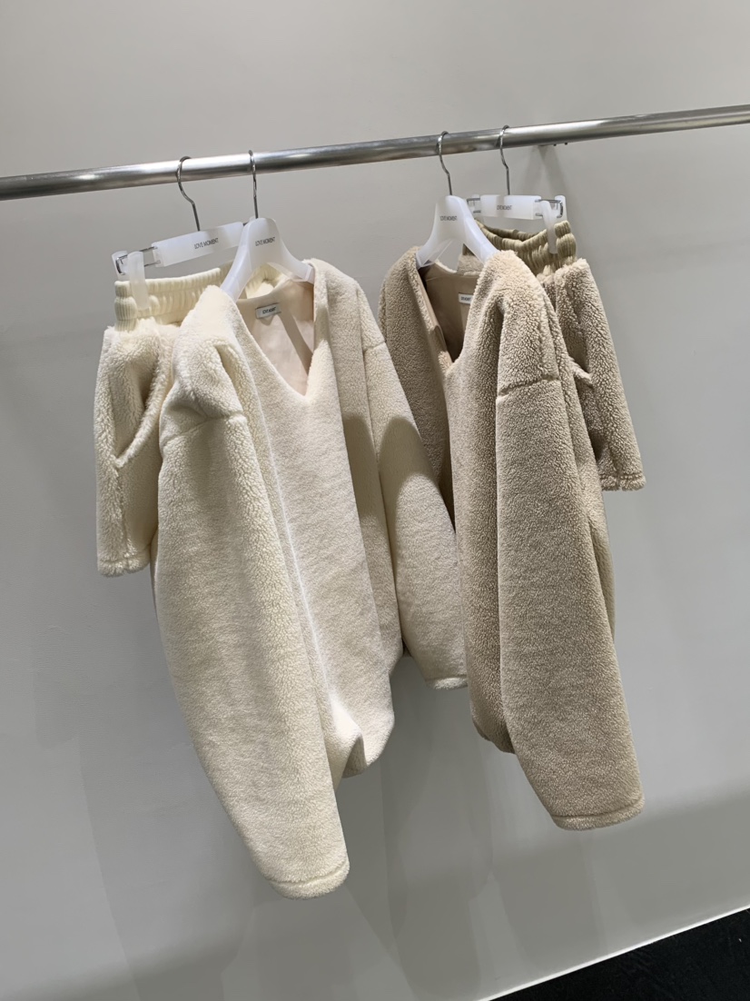 LOVE MOMENT東大門㊣代購女士新款職業推薦25秋冬套裝羊毛套裝LOVE MOMENT套裝