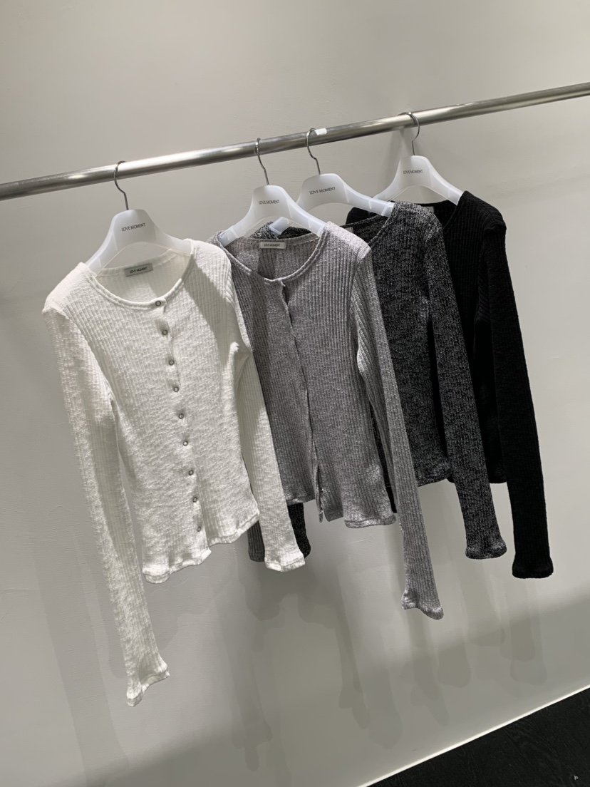 LOVE MOMENT韓國直郵㊣女裝新品熱賣25秋冬休閑時尚長袖T恤LOVE MOMENT長袖T恤