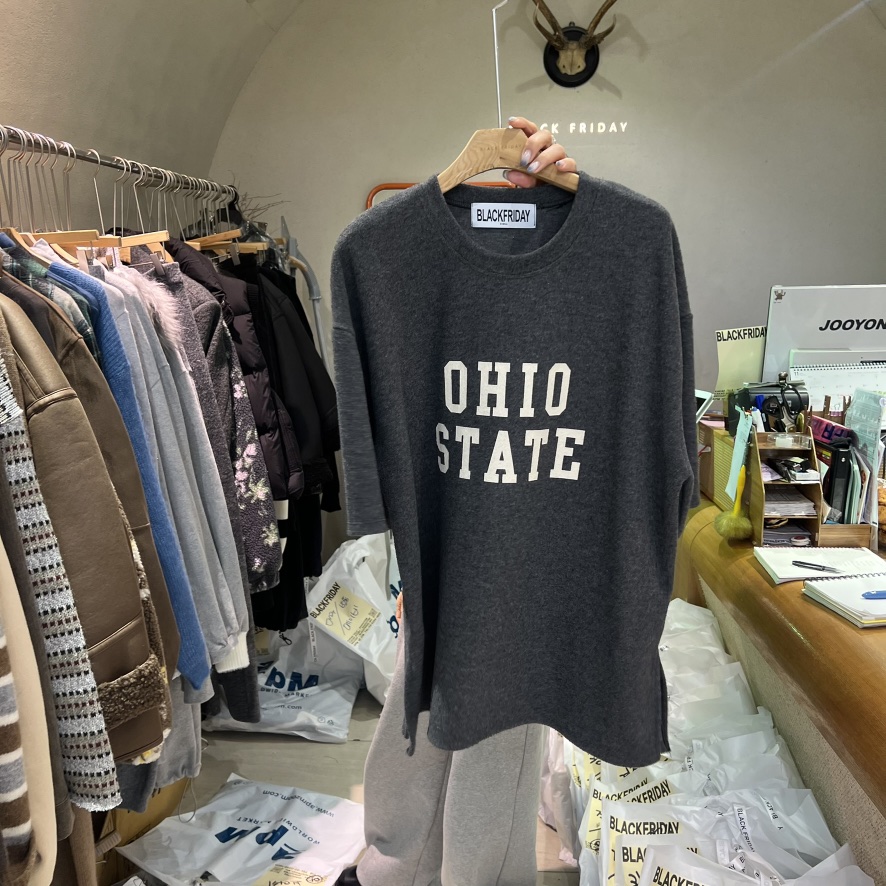 BLACKFRIDAY東大門㊣代購女士新款時尚熱賣推薦人氣25秋冬T恤BLACK FRIDAYT恤圖色1