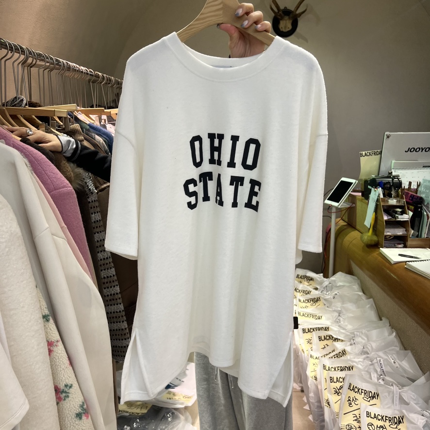 BLACKFRIDAY東大門㊣代購女士新款時尚熱賣推薦人氣25秋冬T恤BLACK FRIDAYT恤圖色2