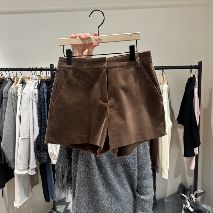 aube nunt東大門㊣實拍女裝新品人氣休閑推薦時尚職業短褲aube nunt短褲圖色1