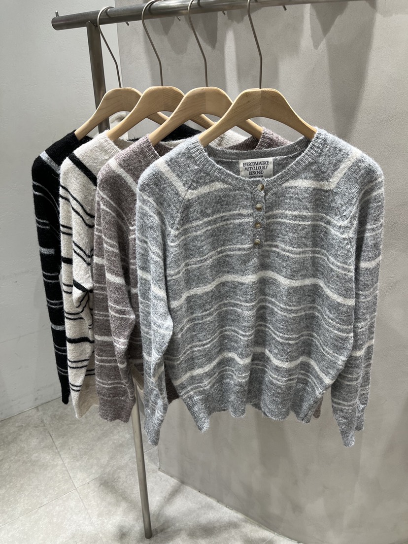 EVERCOMMERCE METICULOUSLY DESIGNED東大門㊣代購女士新品真品針織衫EVERCOMMERCE針織衫