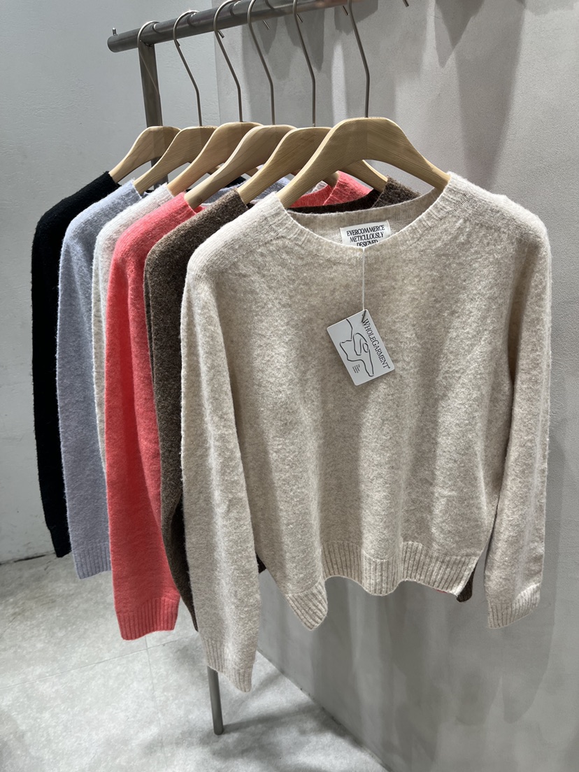 EVERCOMMERCE METICULOUSLY DESIGNED東大門㊣實拍女裝新品時尚針織衫EVERCOMMERCE針織衫