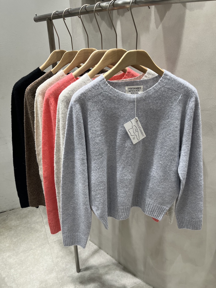 EVERCOMMERCE METICULOUSLY DESIGNED東大門㊣實拍女裝新品時尚針織衫EVERCOMMERCE針織衫