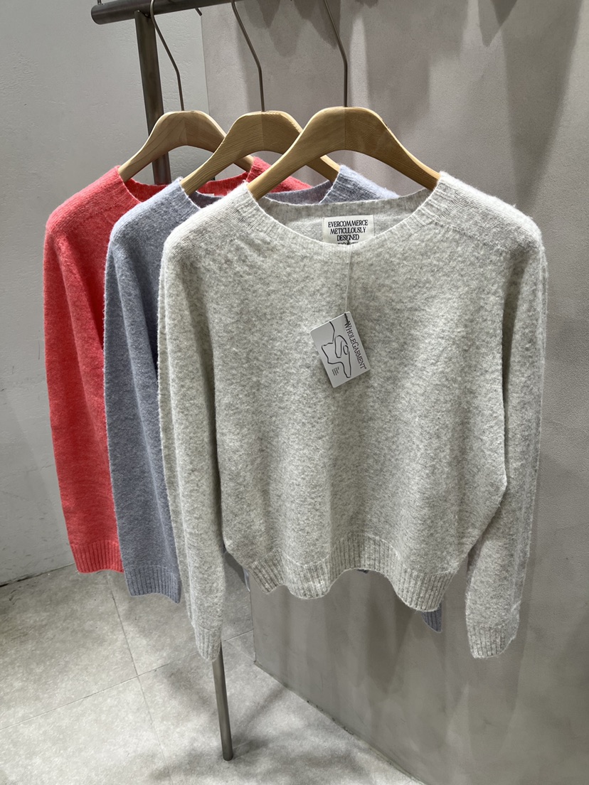 EVERCOMMERCE METICULOUSLY DESIGNED東大門㊣實拍女裝新品時尚針織衫EVERCOMMERCE針織衫
