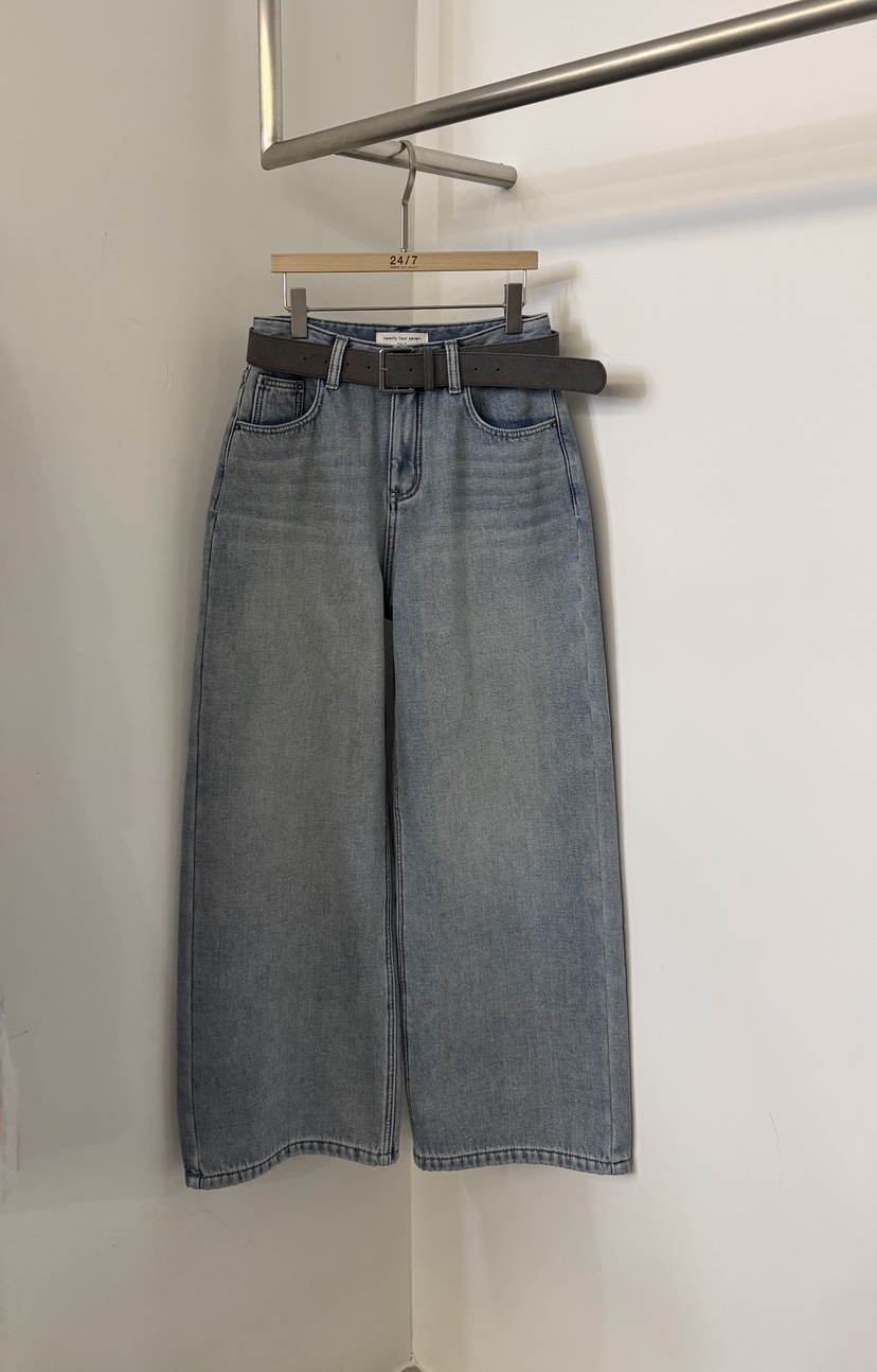 TWENTY FOUR SEVEN24-7東大門㊣代購女士新品推薦牛仔褲含腰帶加絨TEWNTY FOUR SEVEN24-7牛仔褲圖色1淺色