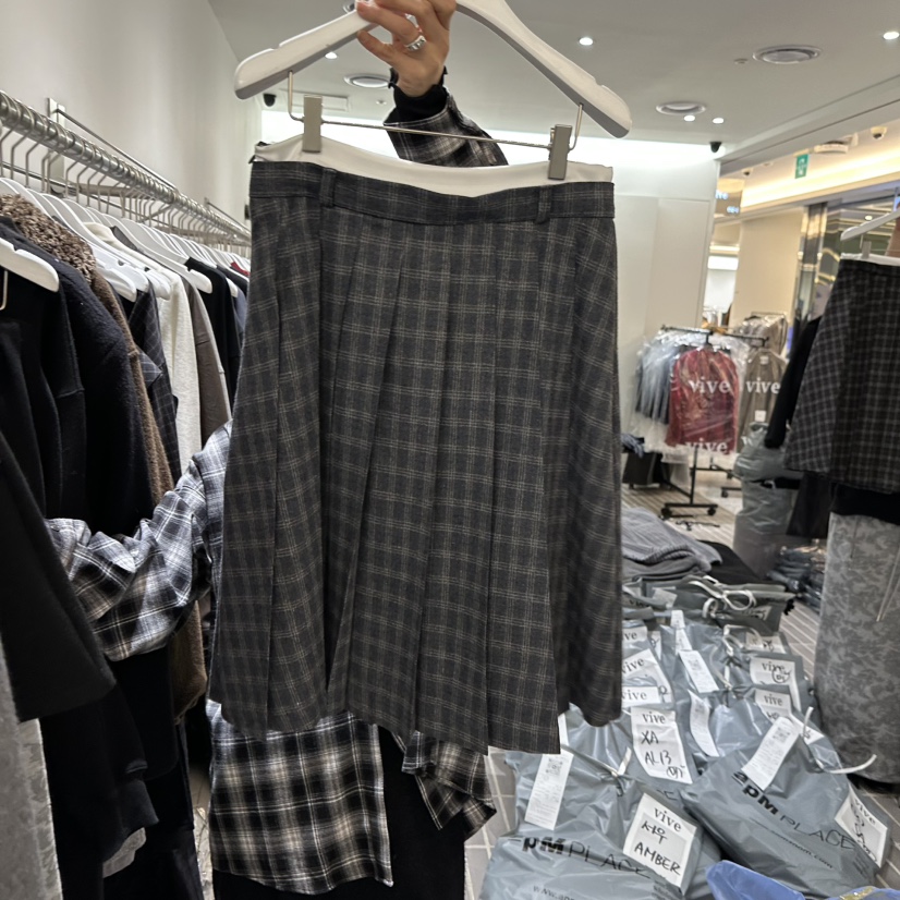 VIVE東大門㊣實拍女士新款25秋冬推薦熱賣人氣半身裙中短裙VIVE半身裙/中短裙