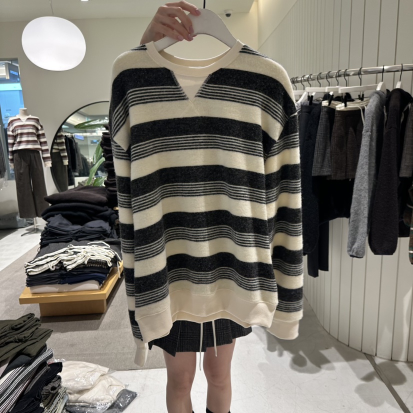 GRADE韓國代購㊣女裝新品熱賣25秋冬人氣時尚休閑推薦職業衛衣GRADE衛衣圖色2