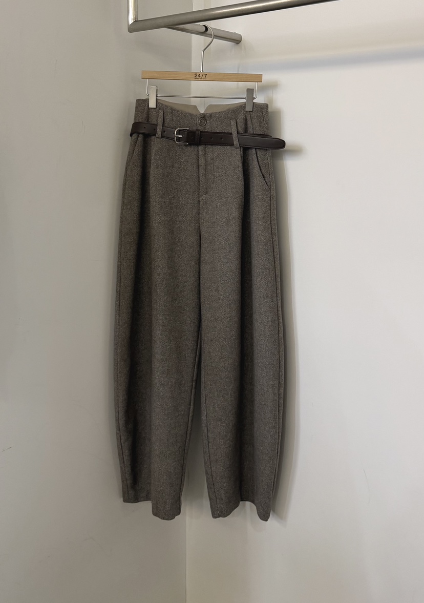 TWENTY FOUR SEVEN24-7東大門㊣實拍女裝新品休閑休閑褲含腰帶羊毛TEWNTY FOUR SEVEN24-7休閑褲圖色1