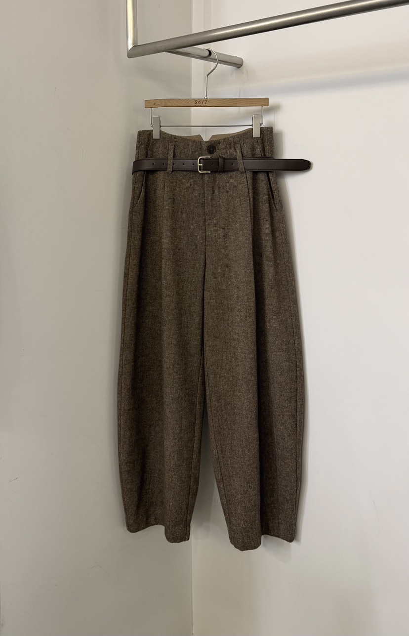 TWENTY FOUR SEVEN24-7東大門㊣實拍女裝新品休閑休閑褲含腰帶羊毛TEWNTY FOUR SEVEN24-7休閑褲圖色2