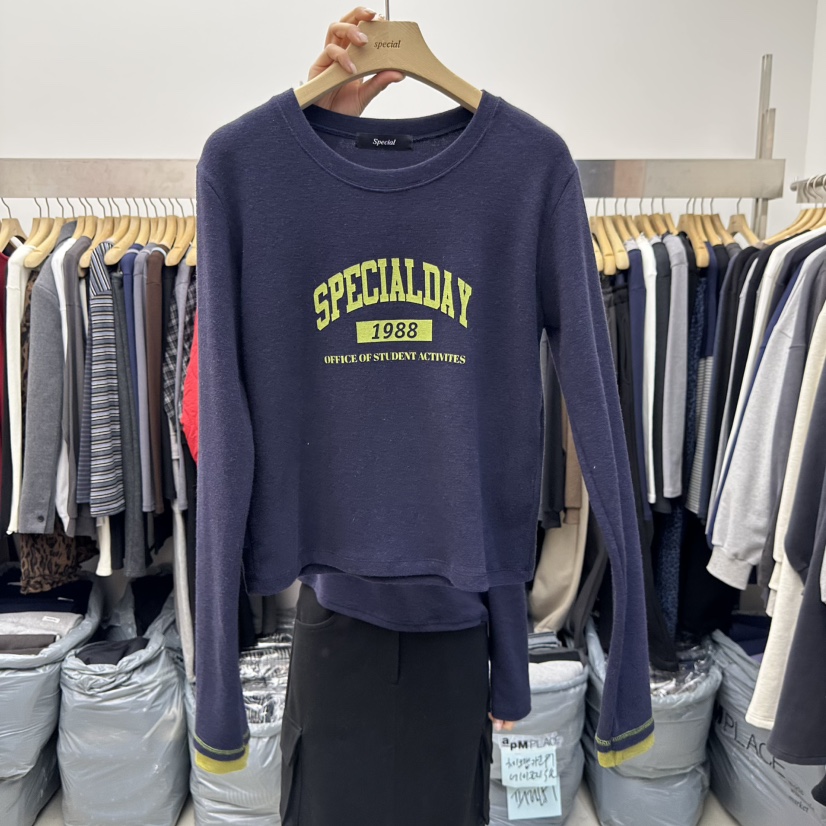 SPECIAL韓國代購㊣女士新款推薦時尚25秋冬人氣熱賣長袖T恤SPECIAL長袖T恤圖色1
