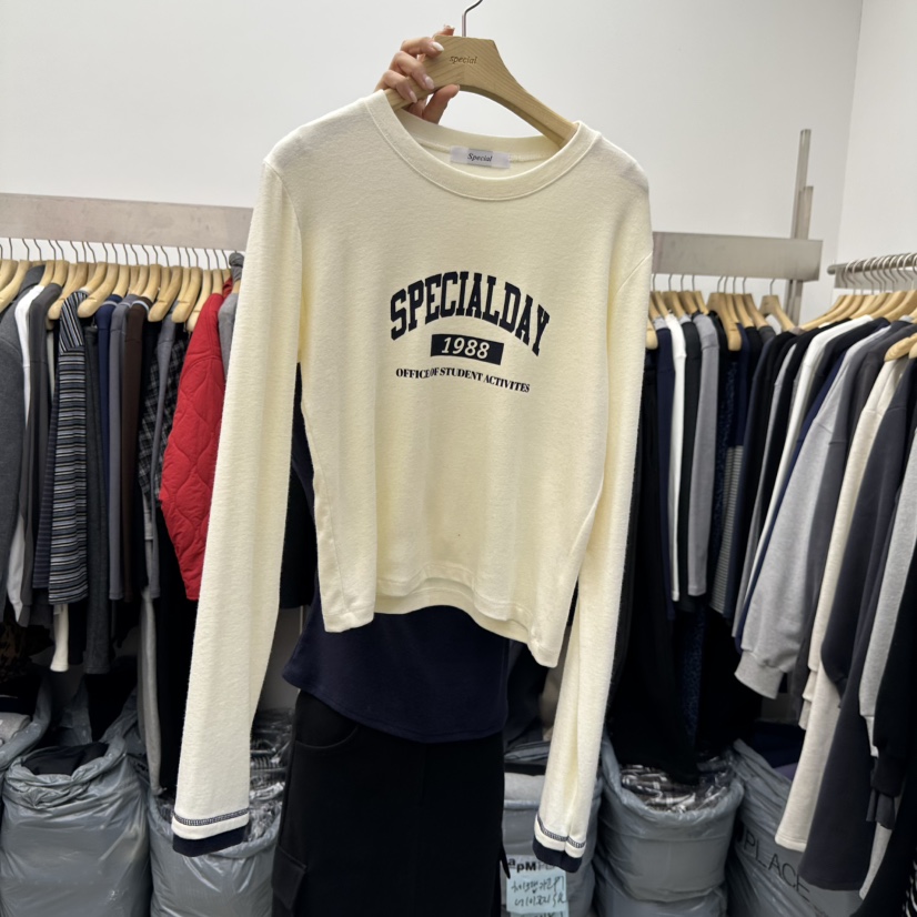 SPECIAL韓國代購㊣女士新款推薦時尚25秋冬人氣熱賣長袖T恤SPECIAL長袖T恤圖色2