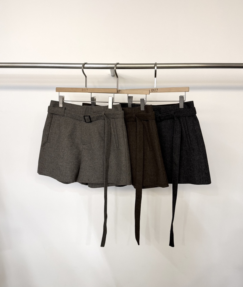 TWENTY FOUR SEVEN24-7東大門㊣實拍女裝新款人氣真品短褲TEWNTY FOUR SEVEN24-7短褲