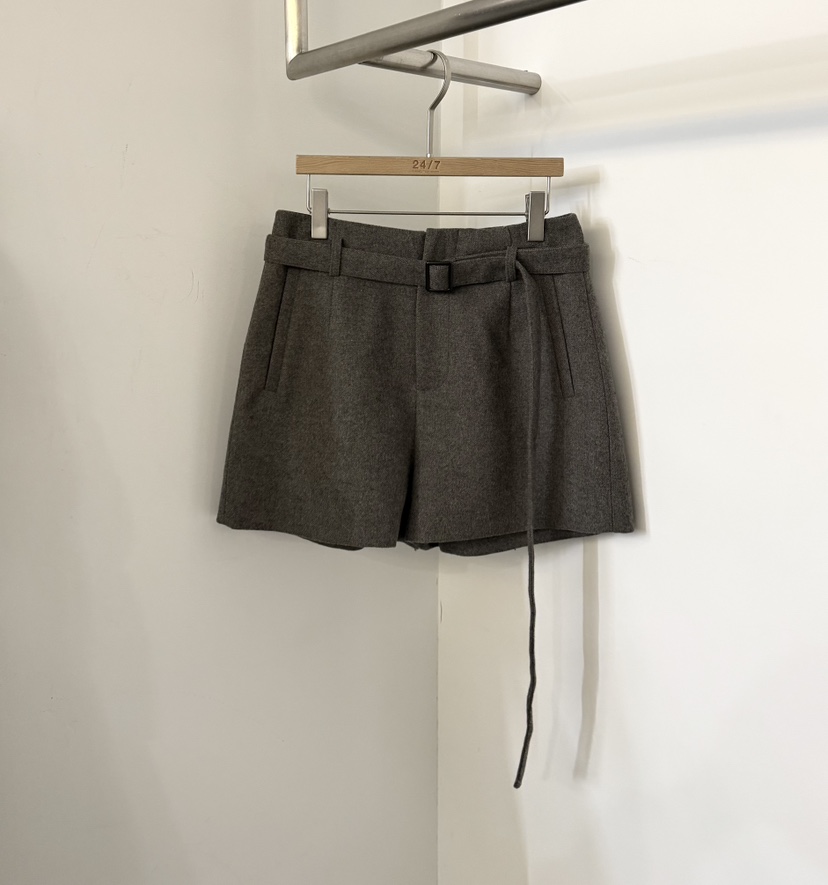 TWENTY FOUR SEVEN24-7東大門㊣實拍女裝新款人氣真品短褲TEWNTY FOUR SEVEN24-7短褲圖色2