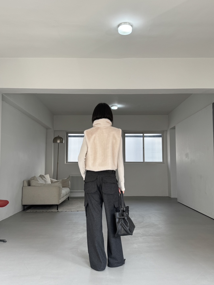 LIMLIMLIM東大門㊣實拍女裝新款推薦時尚熱賣人氣職業馬甲貂皮LIM LIM LIM馬甲