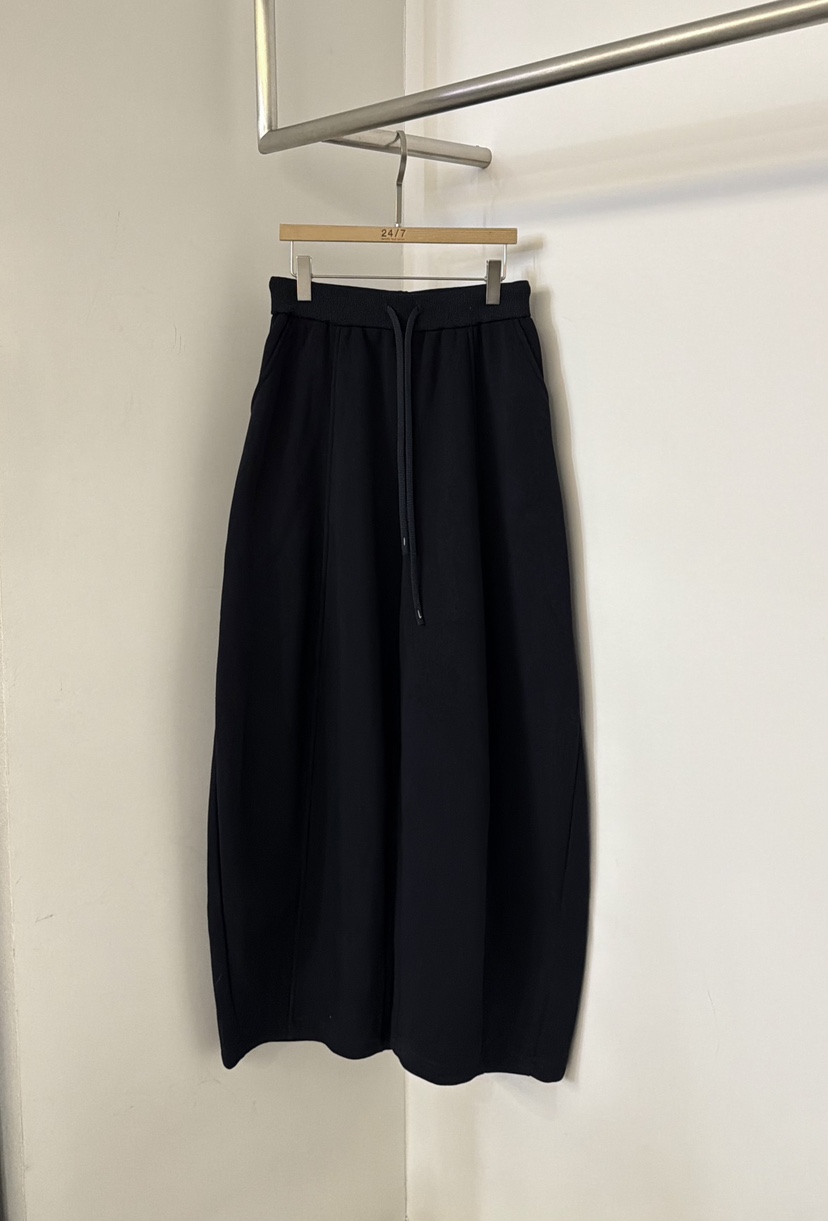 TWENTY FOUR SEVEN24-7東大門㊣代購女裝新款人氣休閑褲羊毛TEWNTY FOUR SEVEN24-7休閑褲圖色2黑色