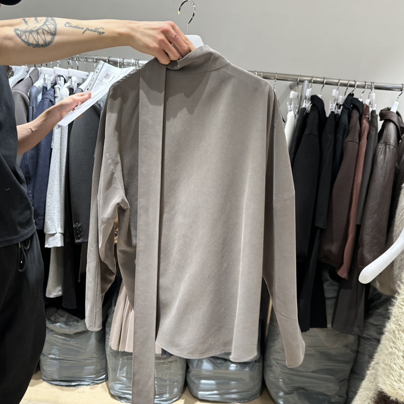 FAVOR-P韓國代購㊣女裝新品熱賣人氣25秋冬真品襯衫蕾絲衫FAVOR-P襯衫/蕾絲衫