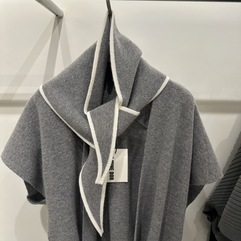 LAMINEDOR東大門㊣實拍女士新款25秋冬職業人氣針織衫含圍巾LA MINE DOR針織衫