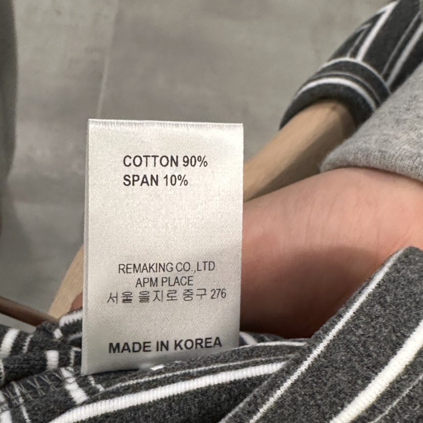 URBANSTORY/REMAKING東大門㊣直郵女士新款時尚熱賣長袖T恤Remaking/URBANSTORY長袖T恤