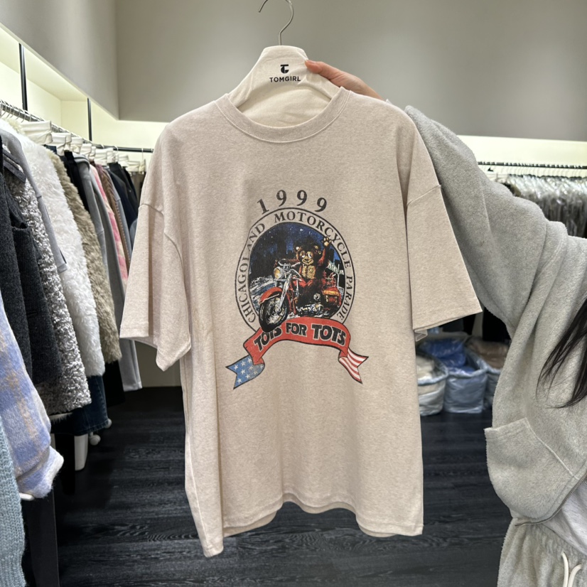 TOMGIRL東大門㊣實拍女裝新款25秋冬熱賣推薦人氣真品時尚T恤TOMGIRLT恤圖色1