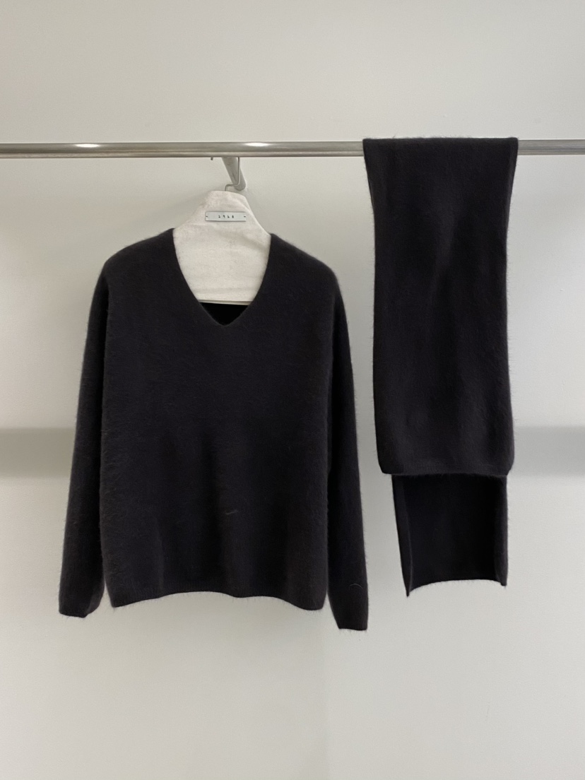 1968東大門㊣實拍女士新款熱賣時尚職業套裝兩件套V領套裝圍巾1968/YEOUYA套裝圖色3