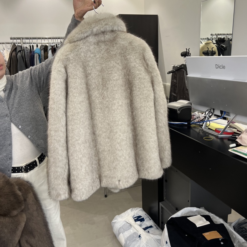 THE SECOND GROW韓國代購㊣女士新款熱賣真品短款大衣皮草THE SECOND GROW短款大衣