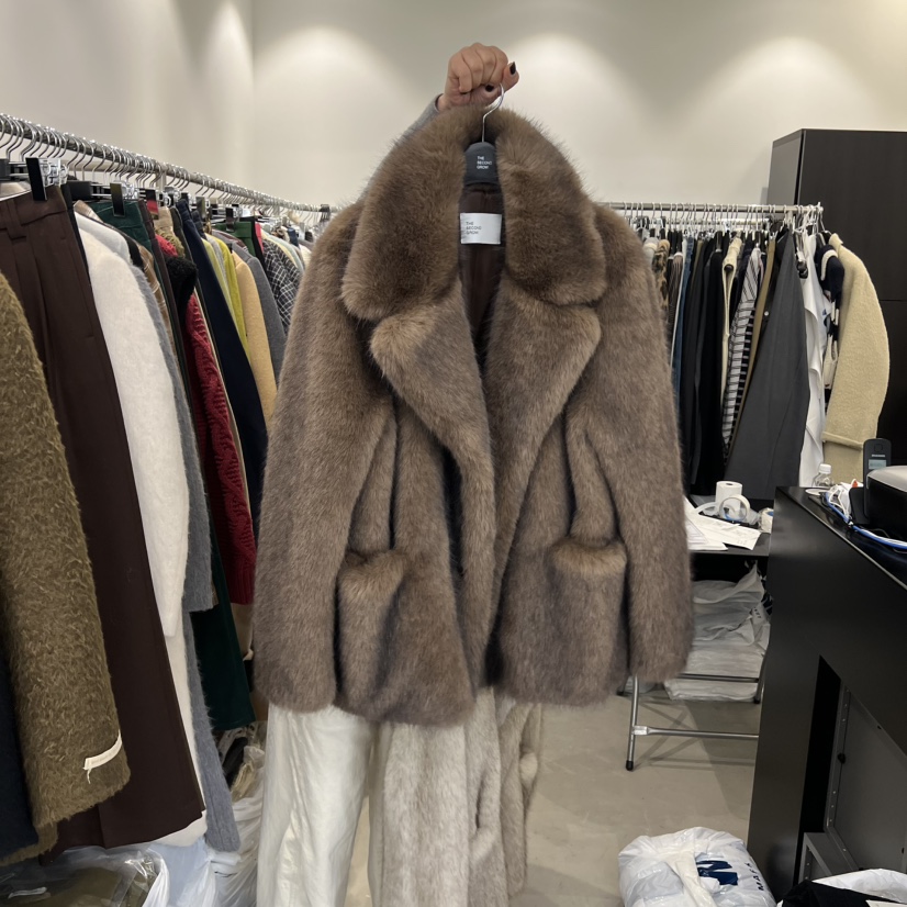 THE SECOND GROW韓國代購㊣女士新款熱賣真品短款大衣皮草THE SECOND GROW短款大衣圖色2