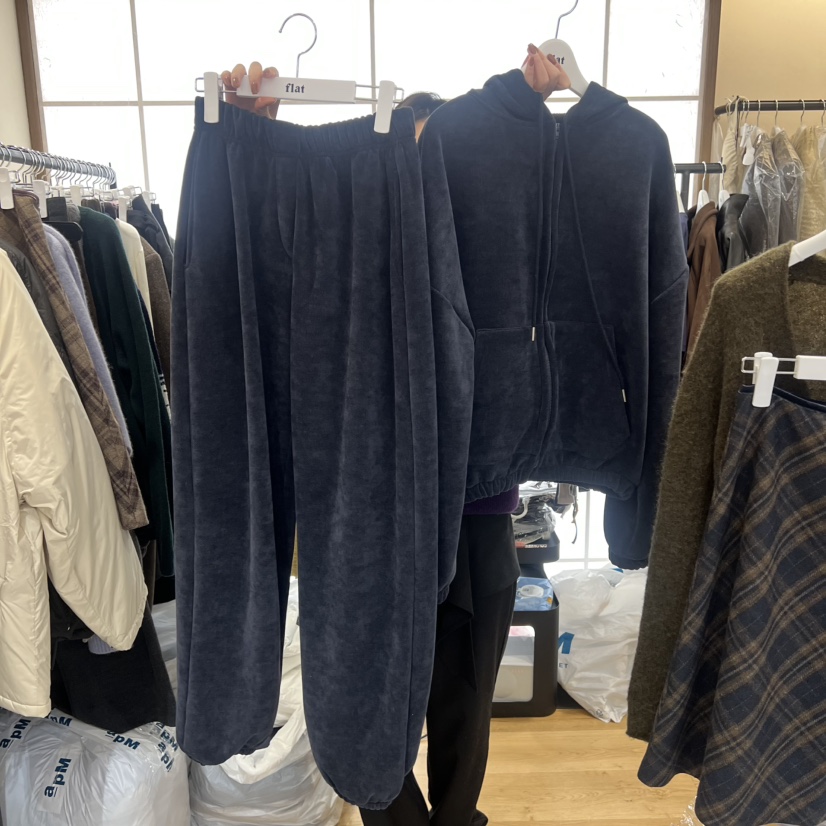 FLAT東大門㊣代購女裝新款職業休閑時尚套裝天鵝絨加絨套裝FLAT套裝圖色1