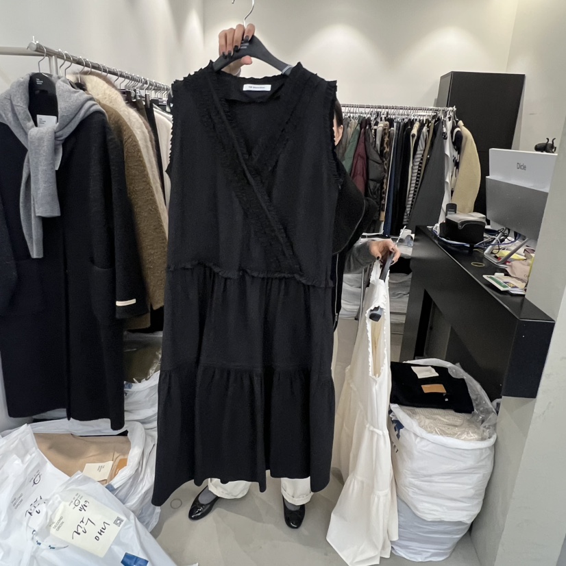 THE SECOND GROW東大門㊣直郵女裝新品人氣休閑連衣裙荷葉邊THE SECOND GROW連衣裙圖色2