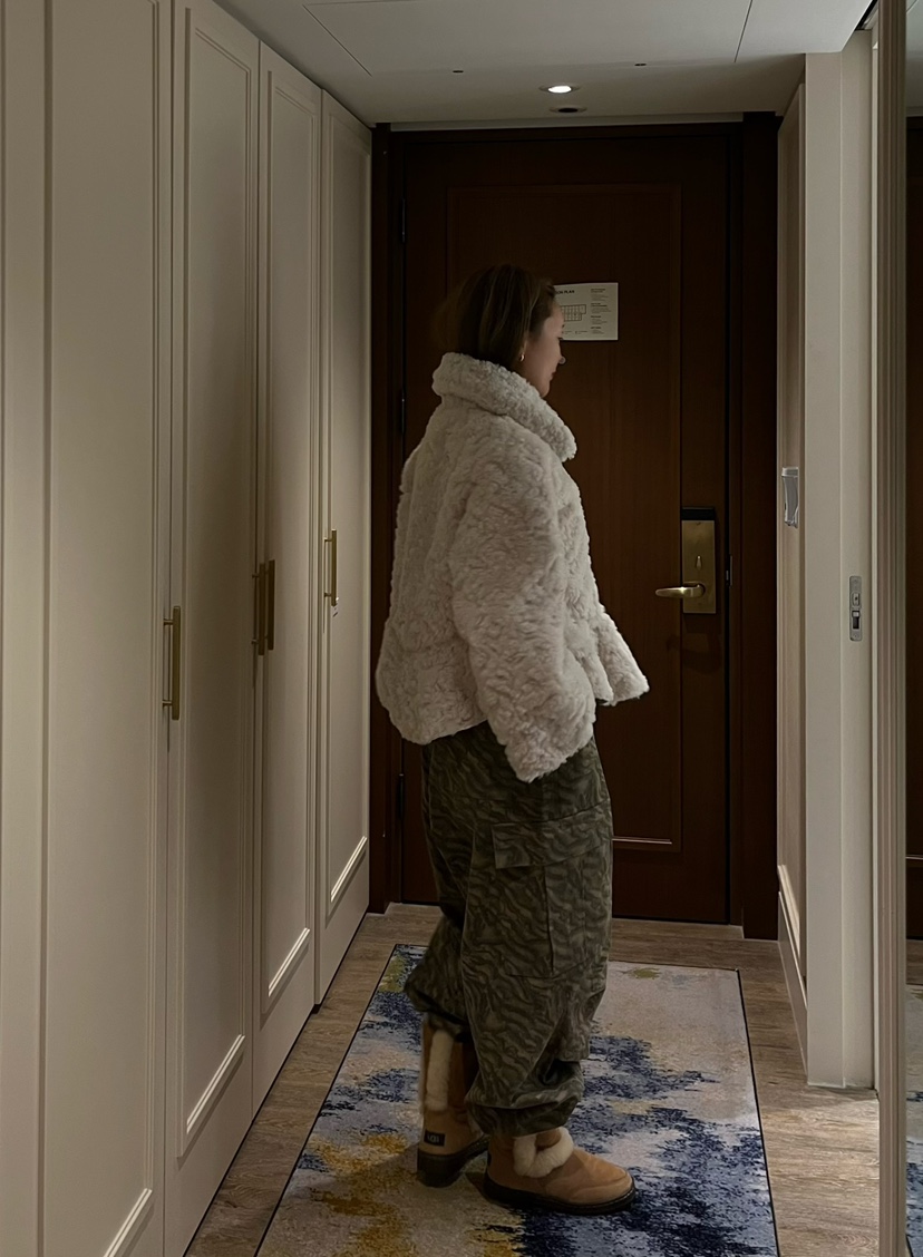 LOVE PULL東大門㊣實拍女裝新款休閑推薦時尚人氣短款大衣LOVE PULL短款大衣