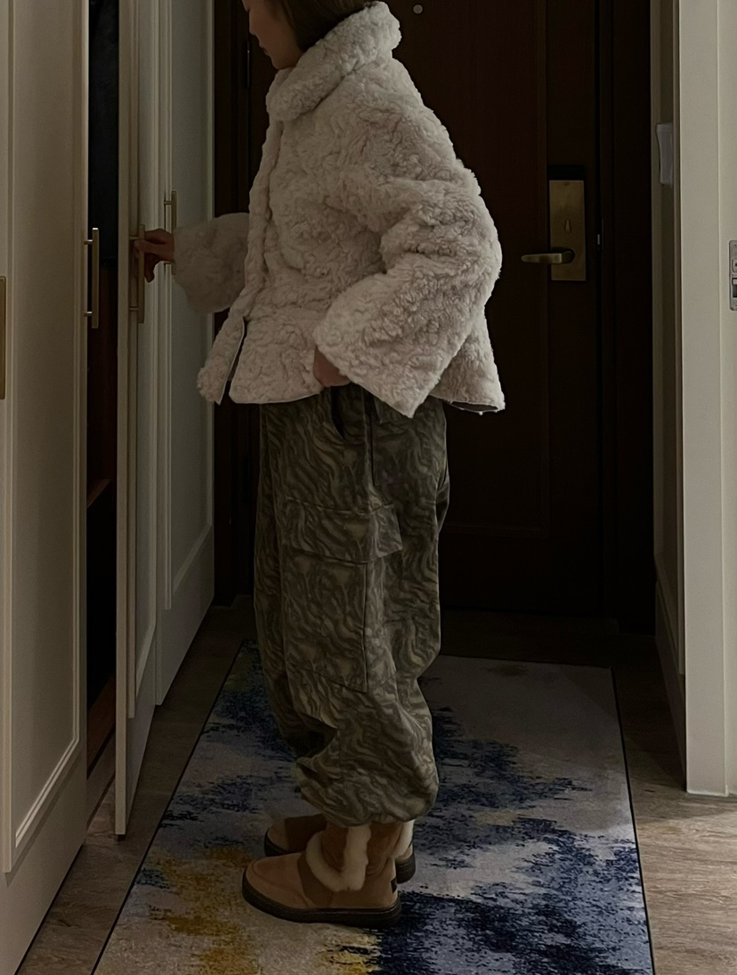 LOVE PULL東大門㊣實拍女裝新款休閑推薦時尚人氣短款大衣LOVE PULL短款大衣