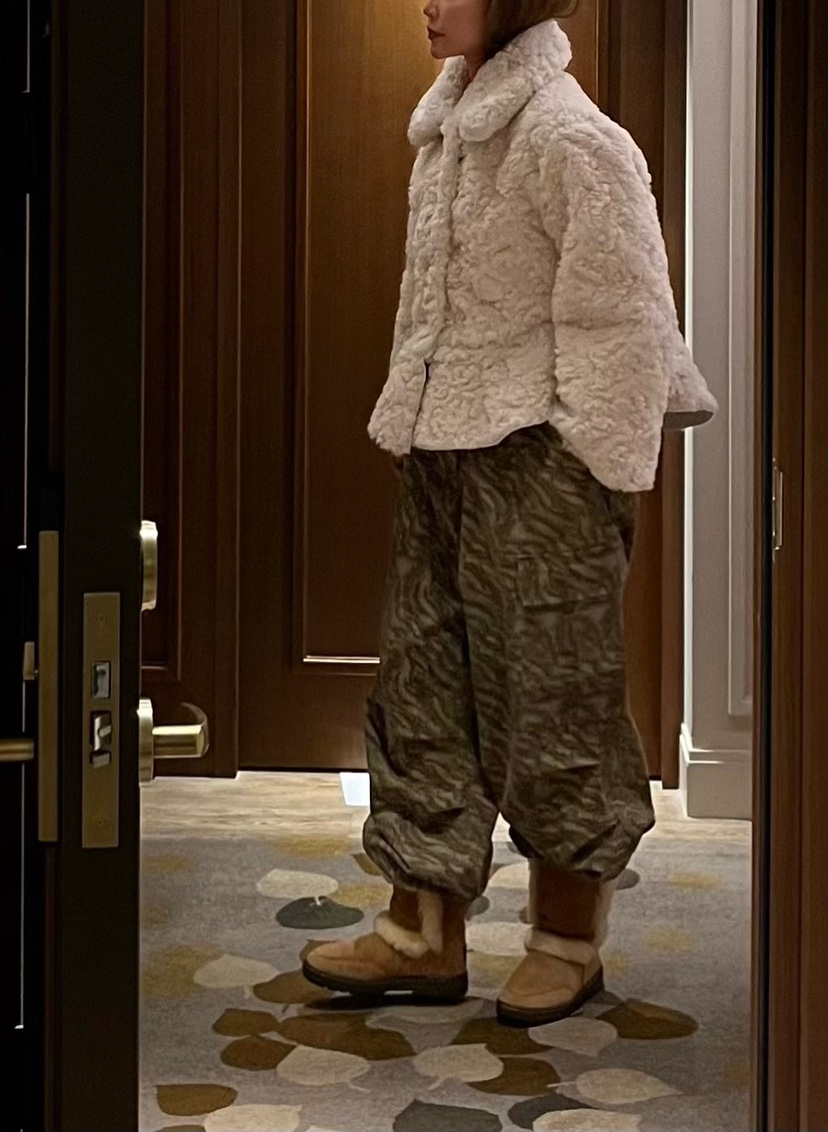 LOVE PULL東大門㊣實拍女裝新款休閑推薦時尚人氣短款大衣LOVE PULL短款大衣