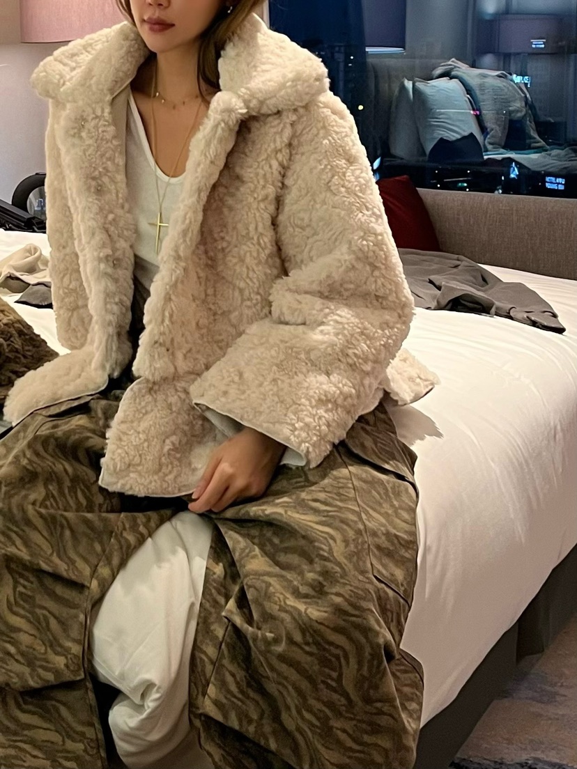 LOVE PULL東大門㊣實拍女裝新款休閑推薦時尚人氣短款大衣LOVE PULL短款大衣