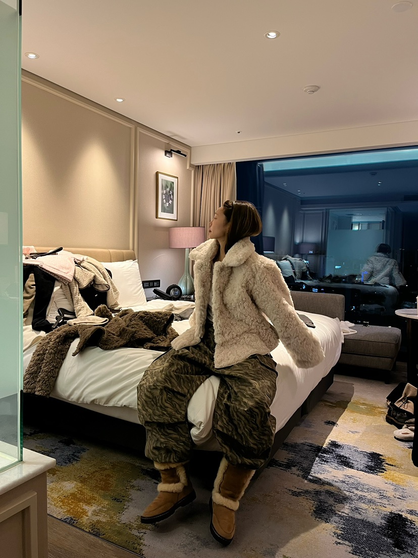 LOVE PULL東大門㊣實拍女裝新款休閑推薦時尚人氣短款大衣LOVE PULL短款大衣